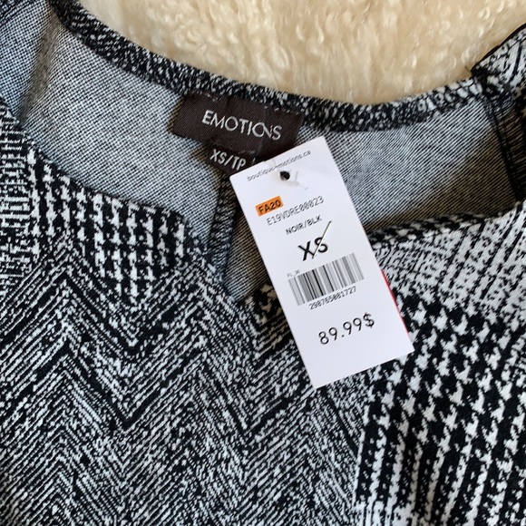 👗BRAND NEW Dress Black & White Pattern with faux leather on shoulder NWT - Picture 4 of 4